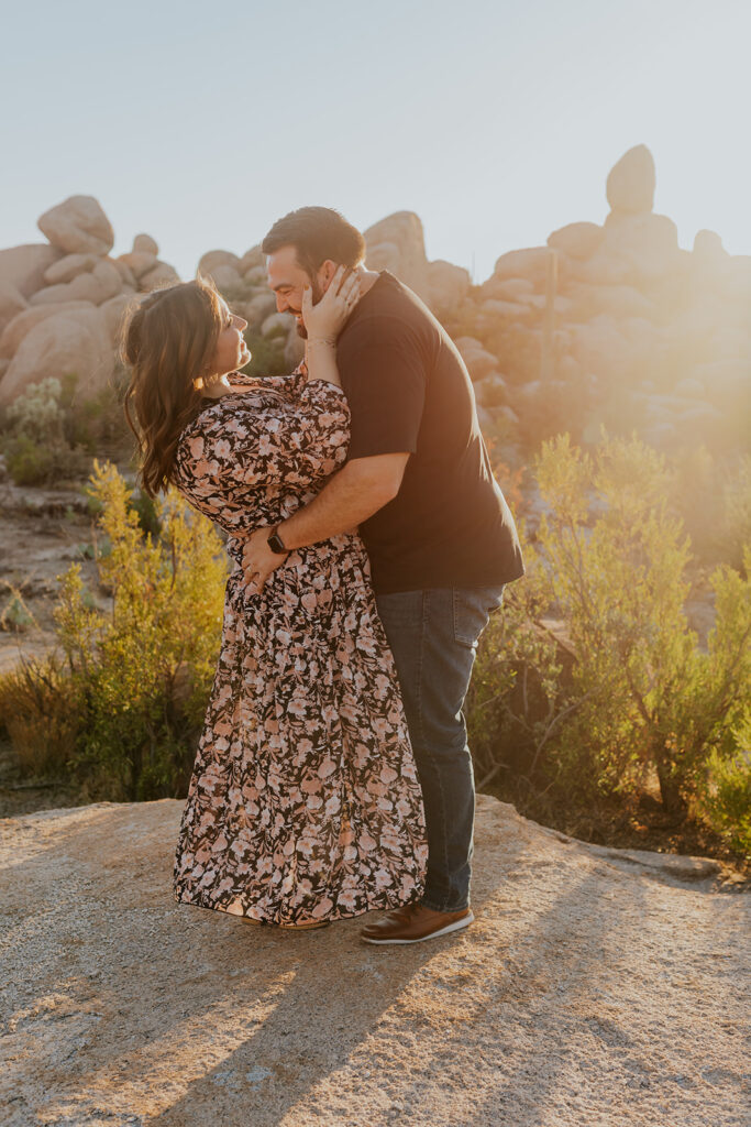 Chelsey Michelle Co Photography captures a beautiful moment between soon-to-be parents in Phoenix, Arizona. Maternity sessions, Arizona photography, maternity pictures.
#ChelseyMichelleCoPhotography #MaternityPhotos #EastValleyAZ #familyphotos
